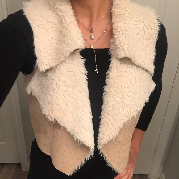 Cute Vest - Picture 7 of 7